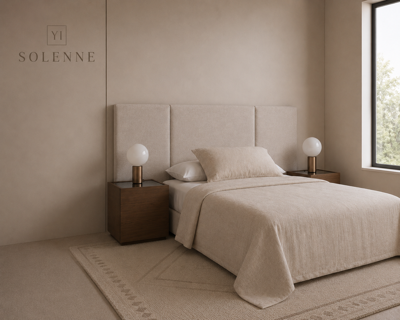 Solenne Two-Panel Curved Bed, detail